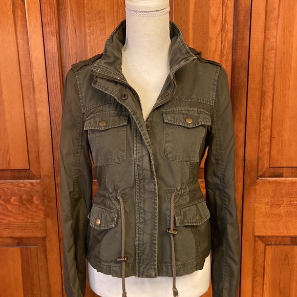 American Rag Cie Military Utility Hooded Zippered Olive Green Cargo Jacket